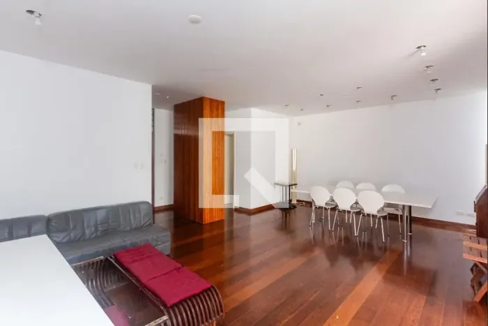 Casa à Venda - Vila Olímpia, 4 Quartos, 220 m2