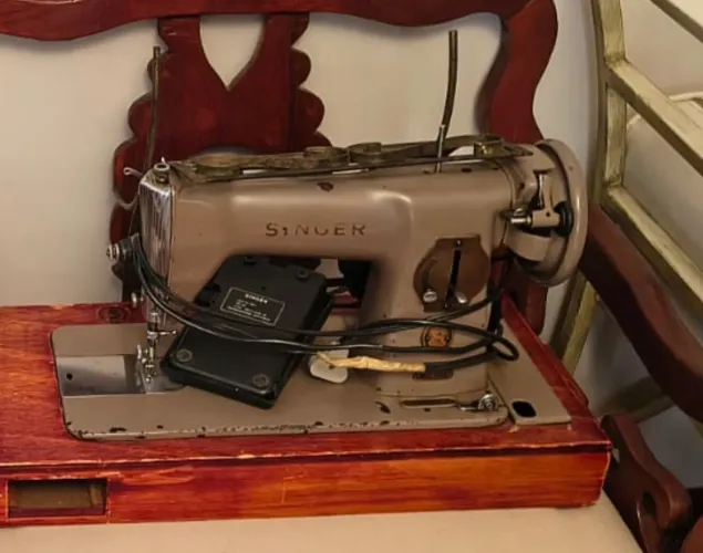 Máquina de costura Singer