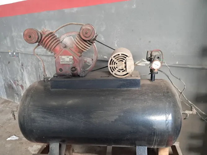 Compressor