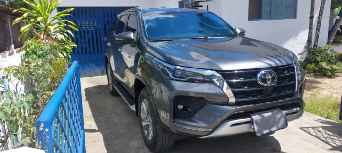 Toyota Hilux SW4 SRX 4X4 2.8 TDI 16V Dies. Aut. 2023