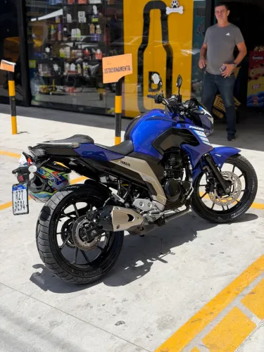Yamaha Fazer FZ25 250 ABS 2023 - Impecável