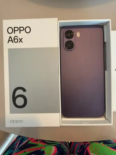 Smartphone Oppo A6x novo