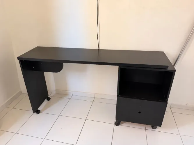 Mesa escrivaninha preta
