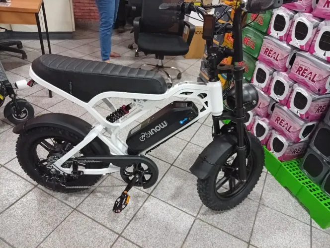 Bike elétrica V20 mini. Para você que procura uma bike top um pouco mais baixo.