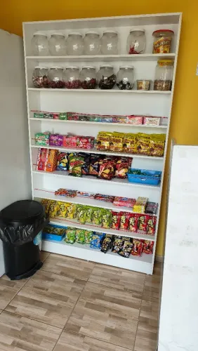 Vendo 2 estantes organizadoras