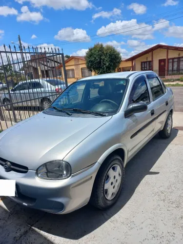 Chevrolet Corsa Sedan Super/ Classic 1.6 MPFI 8V 4 2003