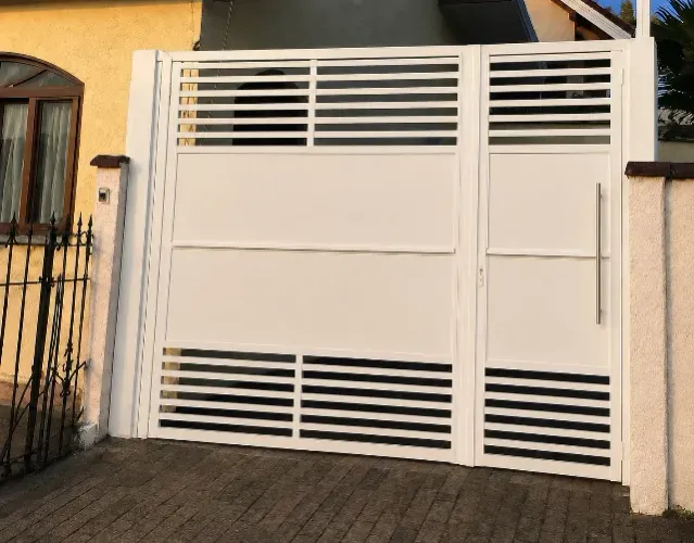 Portão basculante branco - 3.20x2.30 com motor