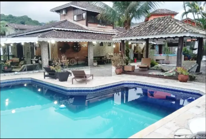 Casa em Condomínio para Venda em Ubatuba, Horto Florestal, 4 dormitórios, 3 suítes, 5 banh