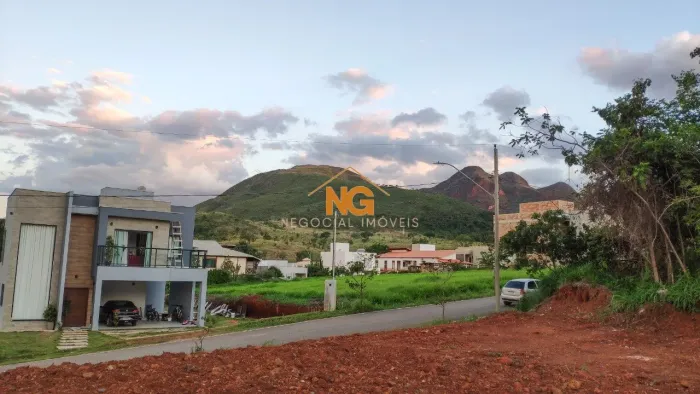 LOTE 1000M² - SERRA DOS BANDEIRANTES