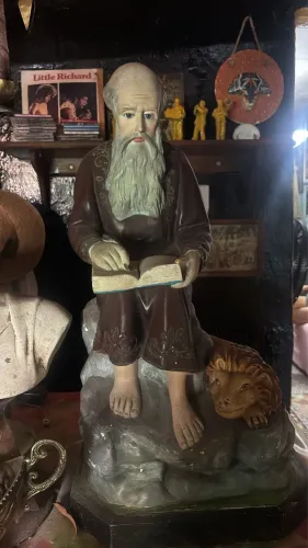 Escultura São Gerônimo olho de vidro