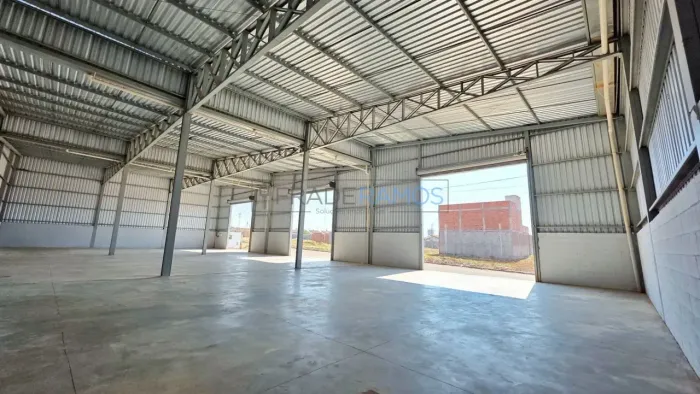 Galpão para alugar, 612 m² - Residencial Luzia Monteiro - Trindade/GO