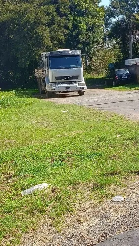 Vendo caminhão volvo VM 2004