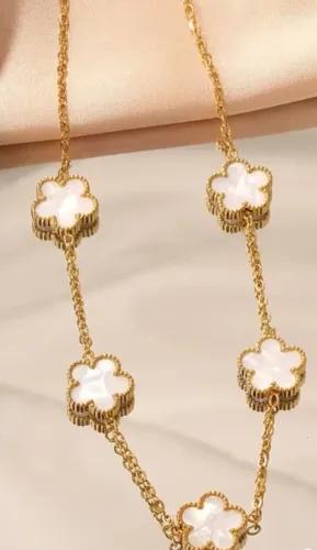 Colar trevo branco dourado aço inoxidável 