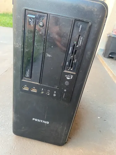 CPU Positivo retirada de peças