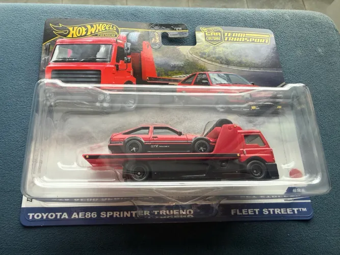 Hot Wheels - Toyota Sprinter Trueno (Team Transport)