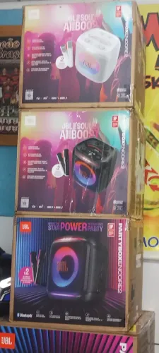 Vendo JBL partybox encore2 com 2 microfones de vitrine aceito cartão ZAP *90