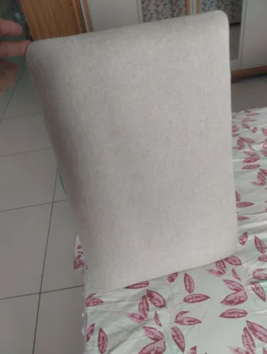 Cabeceira de cama.