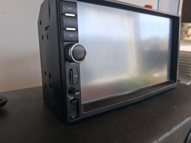 Multimidia automotivo 2 din semi nova com câmera de re