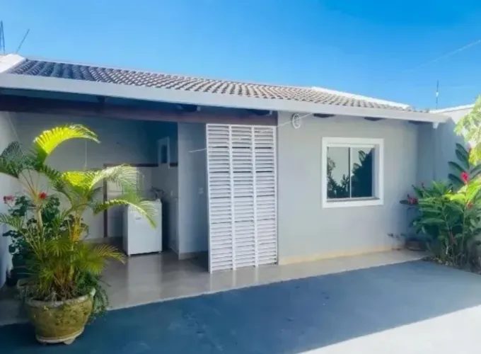 CASA A VENDA CORONEL FABRICIANO
