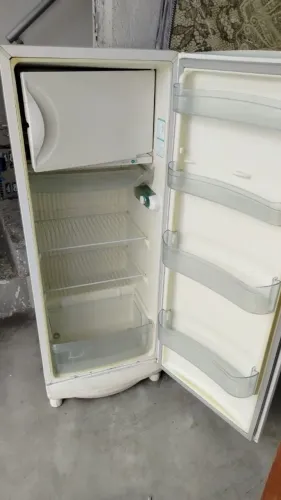 Geladeira consul com garantía