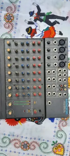 Mackie 1202 