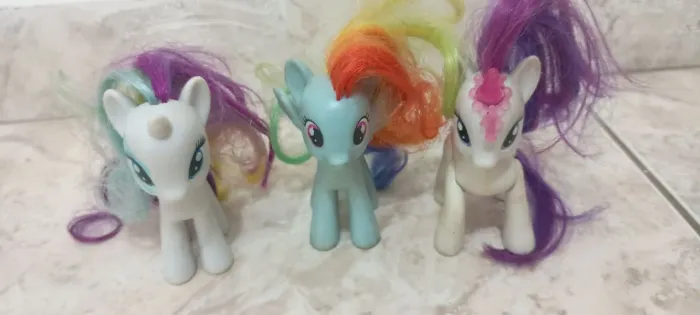 Lote 3 My Little Pony - Inclui Rarity Rainbow Rocks Rara