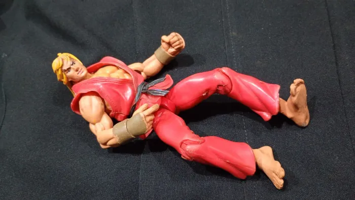 Boneco Ken street fighter anos 90