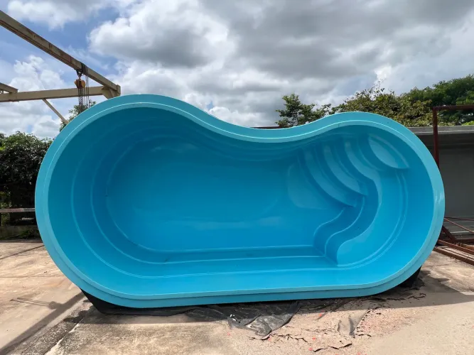 Piscina de fibra 