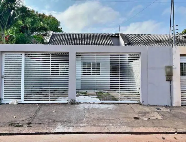 Casa a venda 