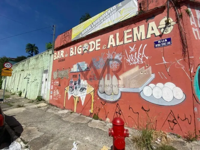 Terreno á venda no centro de Itaquera. Ótima localização.