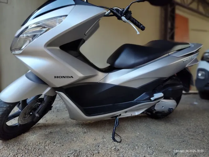 Honda PCX 2018 Prata Única Dona