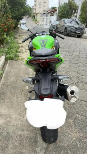 Kawasaki Ninja 500 SE 2025