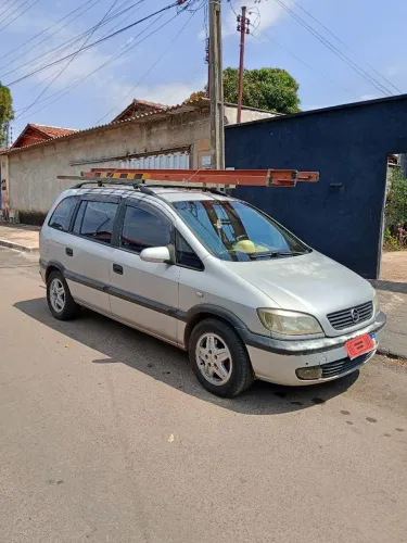 Chevrolet Zafira 2.0/ CD 2.0 8V MPFI 5P Mec. 2002