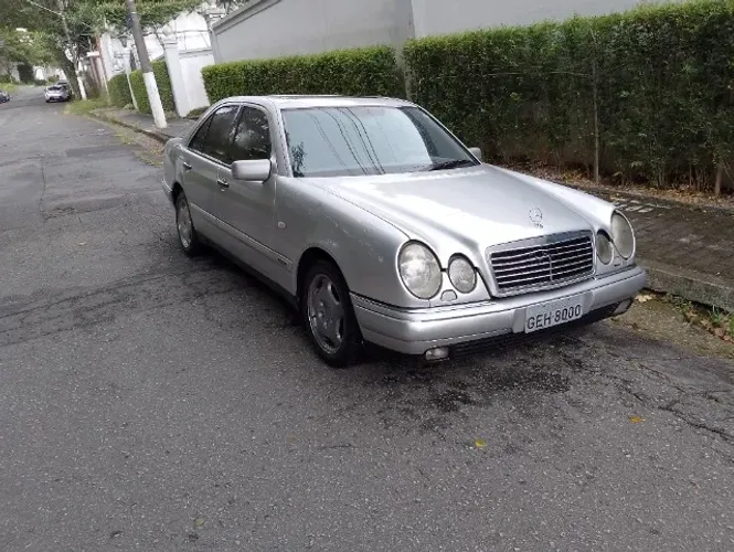 Mercedes-Benz E-320 3.2 Elegance 1999