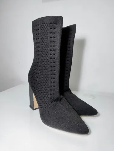 Bota Mundial tamanho 35