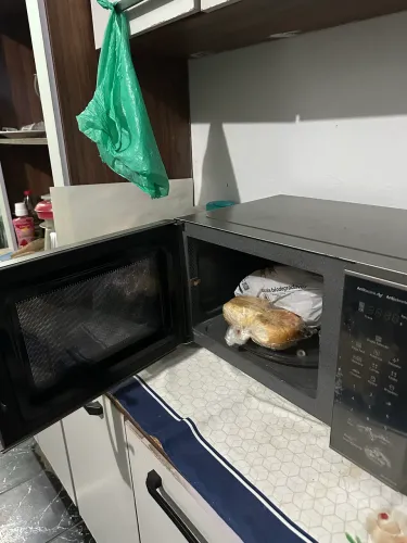 Microondas Panasonic 27L
