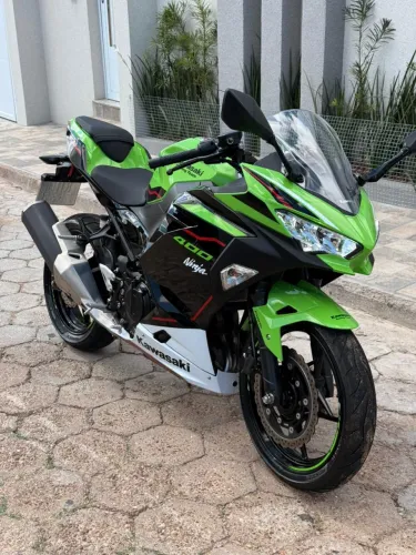Ninja 400 KRT 2022