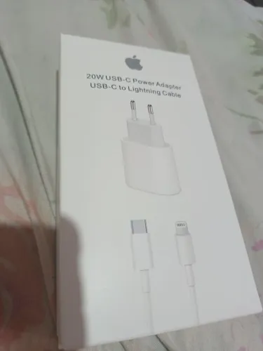 Carregador de iPhone original