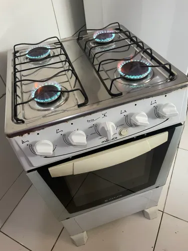 Fogão 4 bocas + Forno