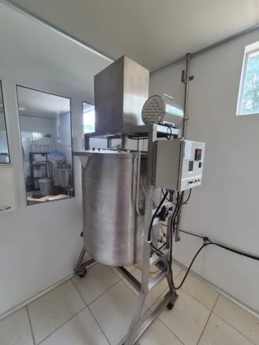 TANQUE MISTURADOR / REATOR EM INOX - INDUSTRIAL