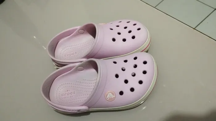 CROCS C10