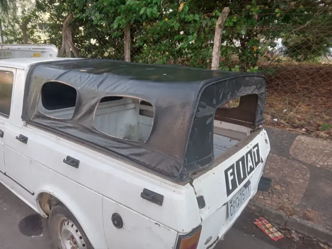 Capota de fiat 147