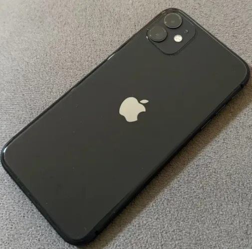 iPhone 11 - 128 GB - Bom estado - Preto