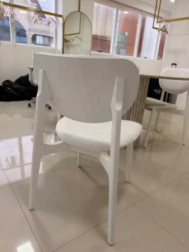 Cadeiras em bouclé (4unidades)