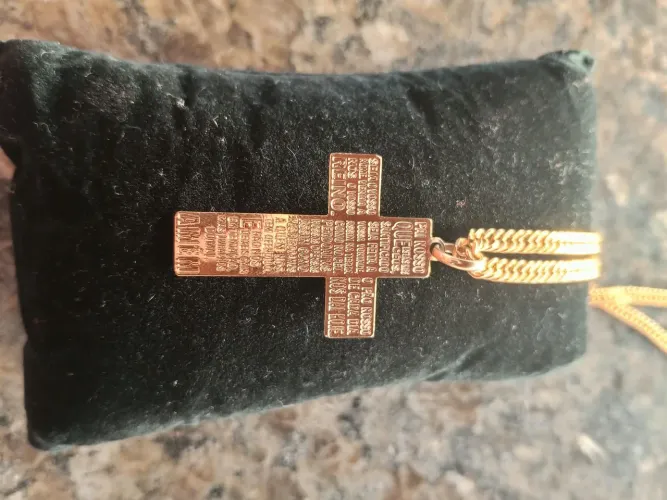 Vendo cordão Rommanel em perfeito estado