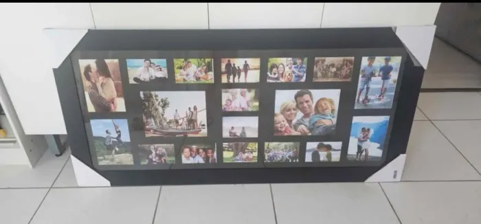 Quadro de vidro para 18 fotos