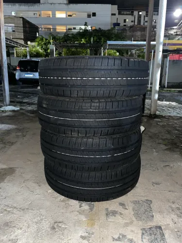 Pneus Zero Goodyear Assurance Maxlife!