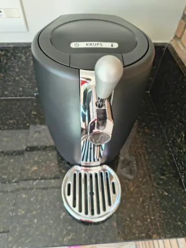 Chopeira Beertender Krups Heineken com Capacidade de 5 Litros Preta