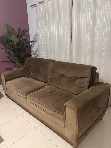 Sofá marrom