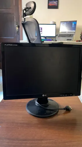Monitor LG widescreen 19 polegadas